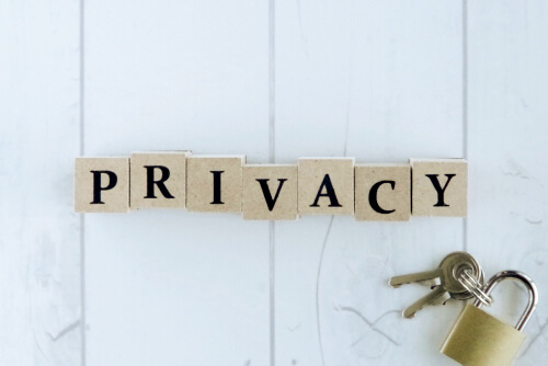 ノミニー制度はプライバシー保護を目的とした制度です