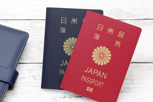 就労ビザと訪問者ステータスの違い
